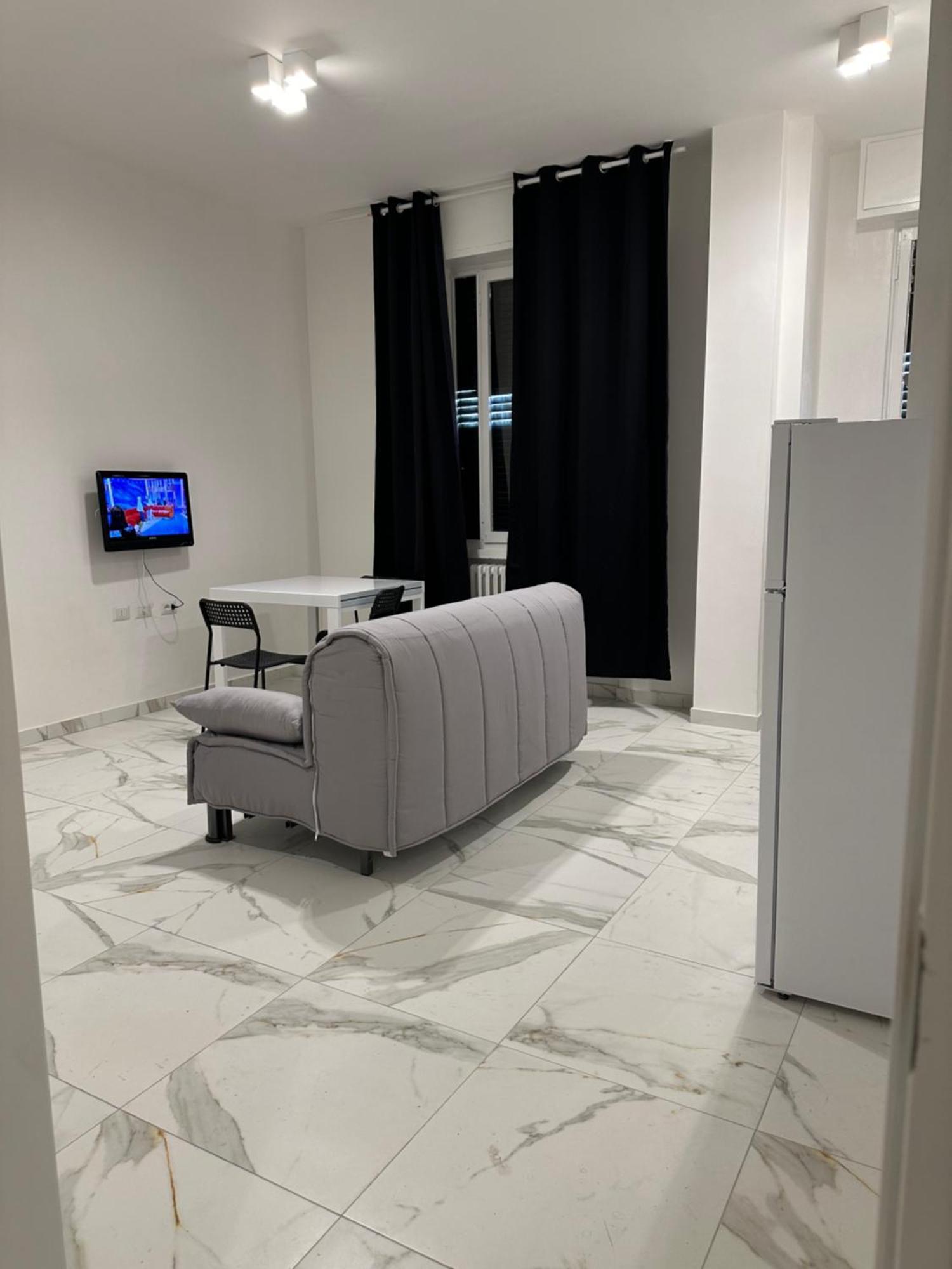Jcube Apartments Bocconi Milano מראה חיצוני תמונה