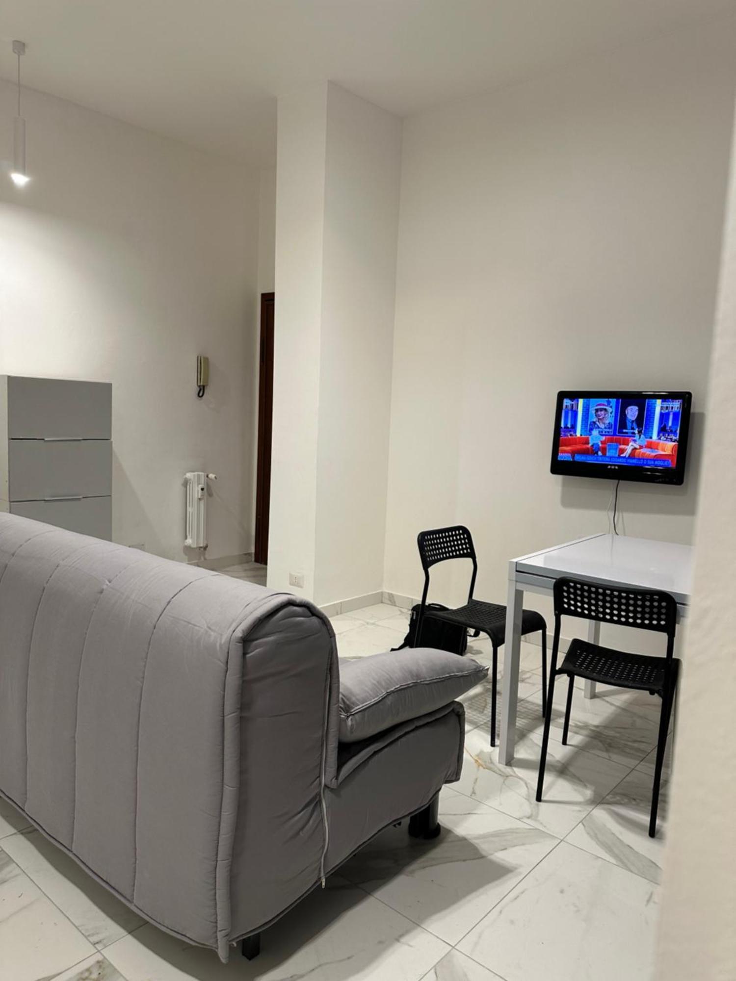 Jcube Apartments Bocconi Milano מראה חיצוני תמונה