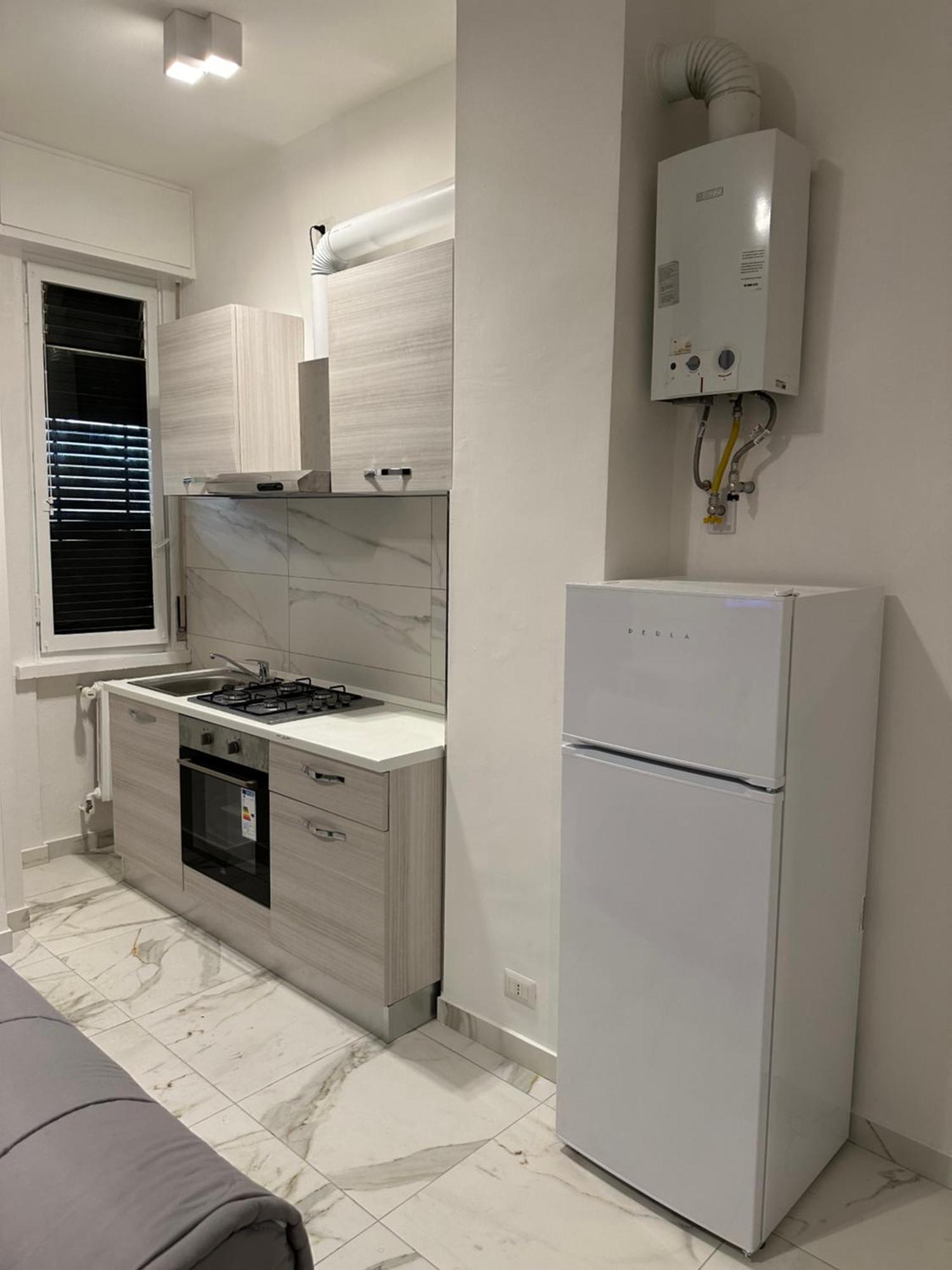 Jcube Apartments Bocconi Milano מראה חיצוני תמונה