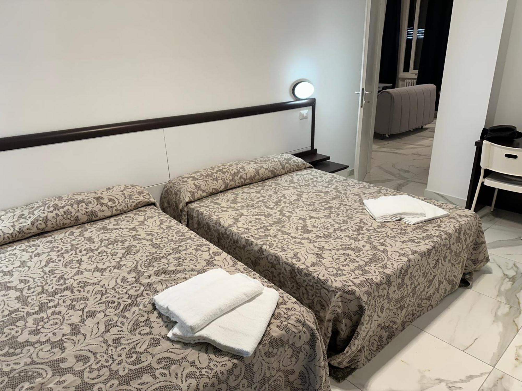 Jcube Apartments Bocconi Milano מראה חיצוני תמונה