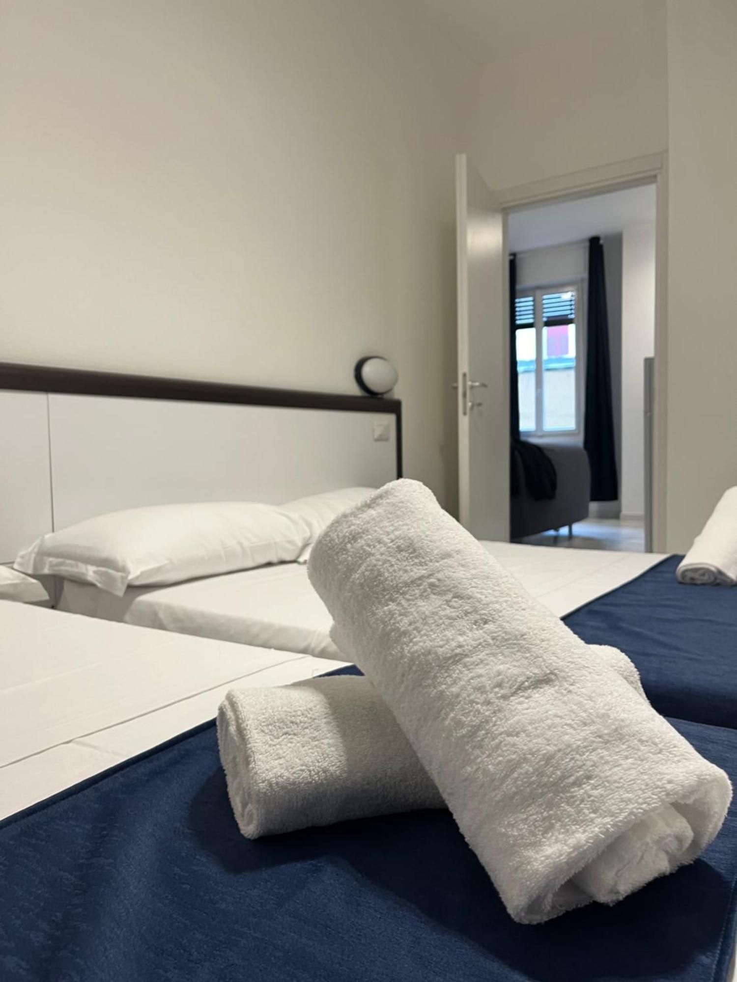 Jcube Apartments Bocconi Milano מראה חיצוני תמונה