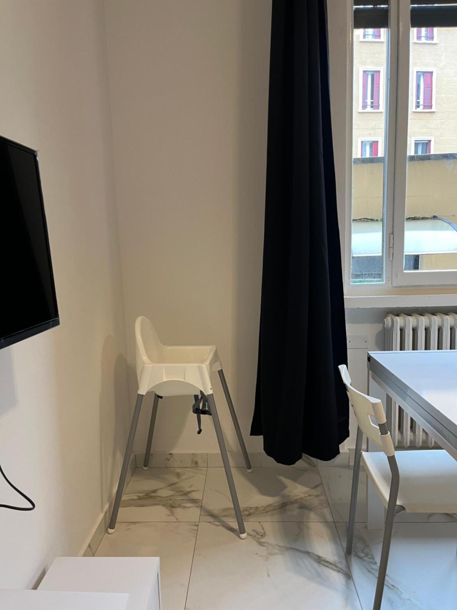 Jcube Apartments Bocconi Milano מראה חיצוני תמונה